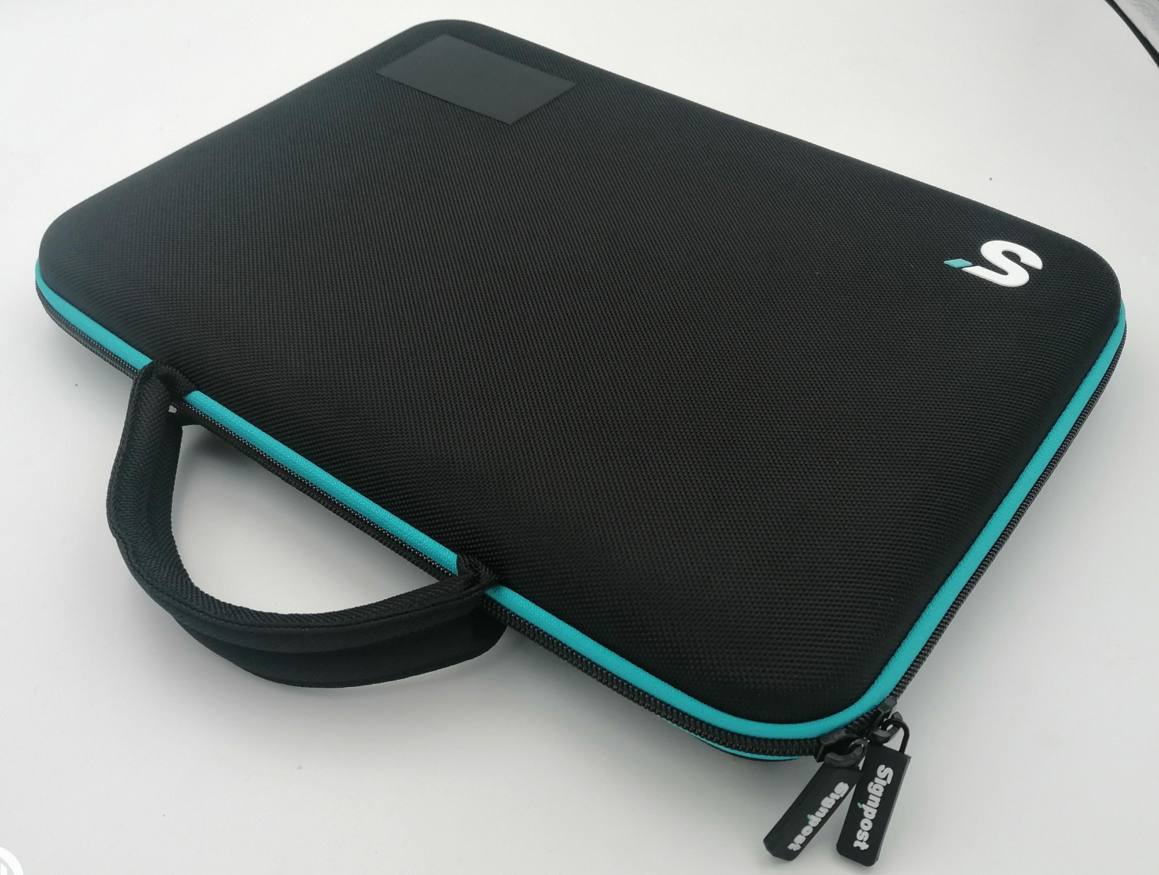 Signpost Sleeve 13"/14"